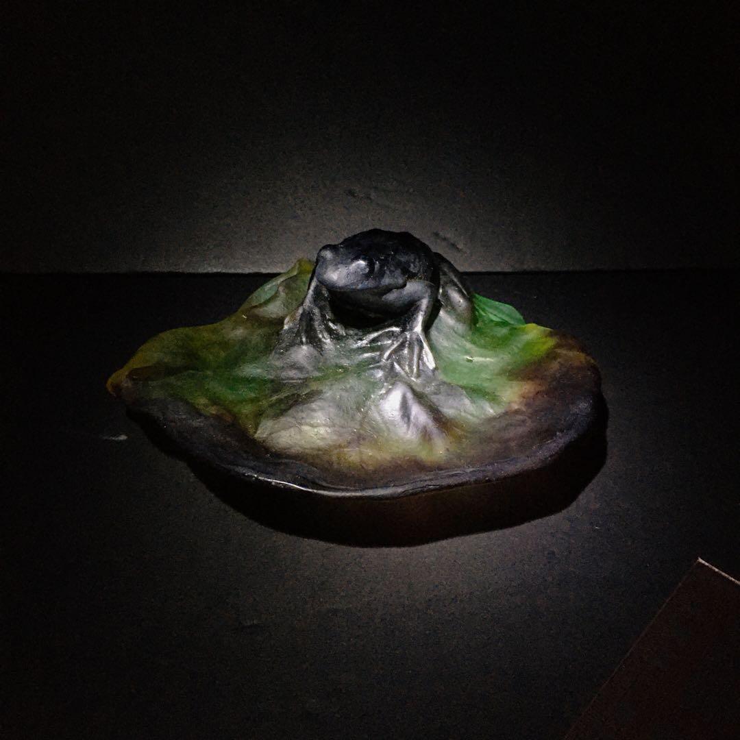 ドームフランス カエル 置物 クリスタル 水晶 浄化 フランス製ガラス