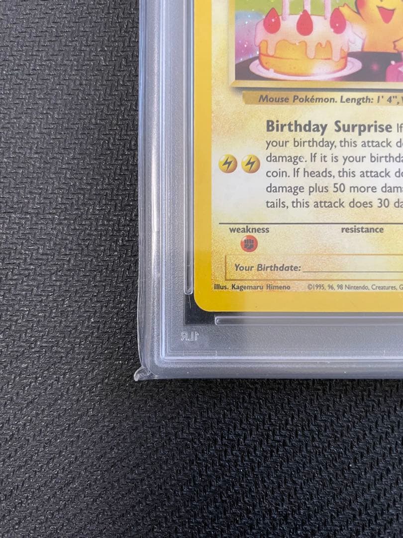 お誕生日　＿の　ピカチュウ　英語版　旧裏　PSA6