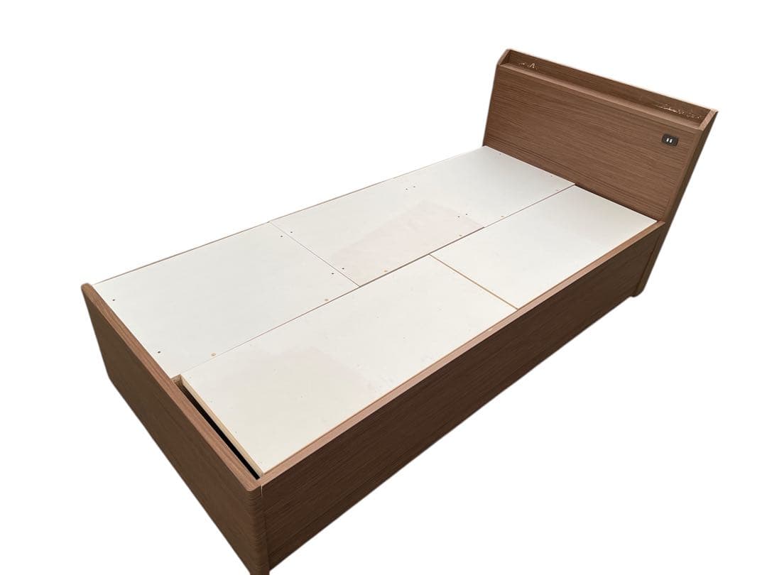 大阪 京都限定 ニトリ ベッドフレーム 収納4つ付き シングルサイズ コンセント