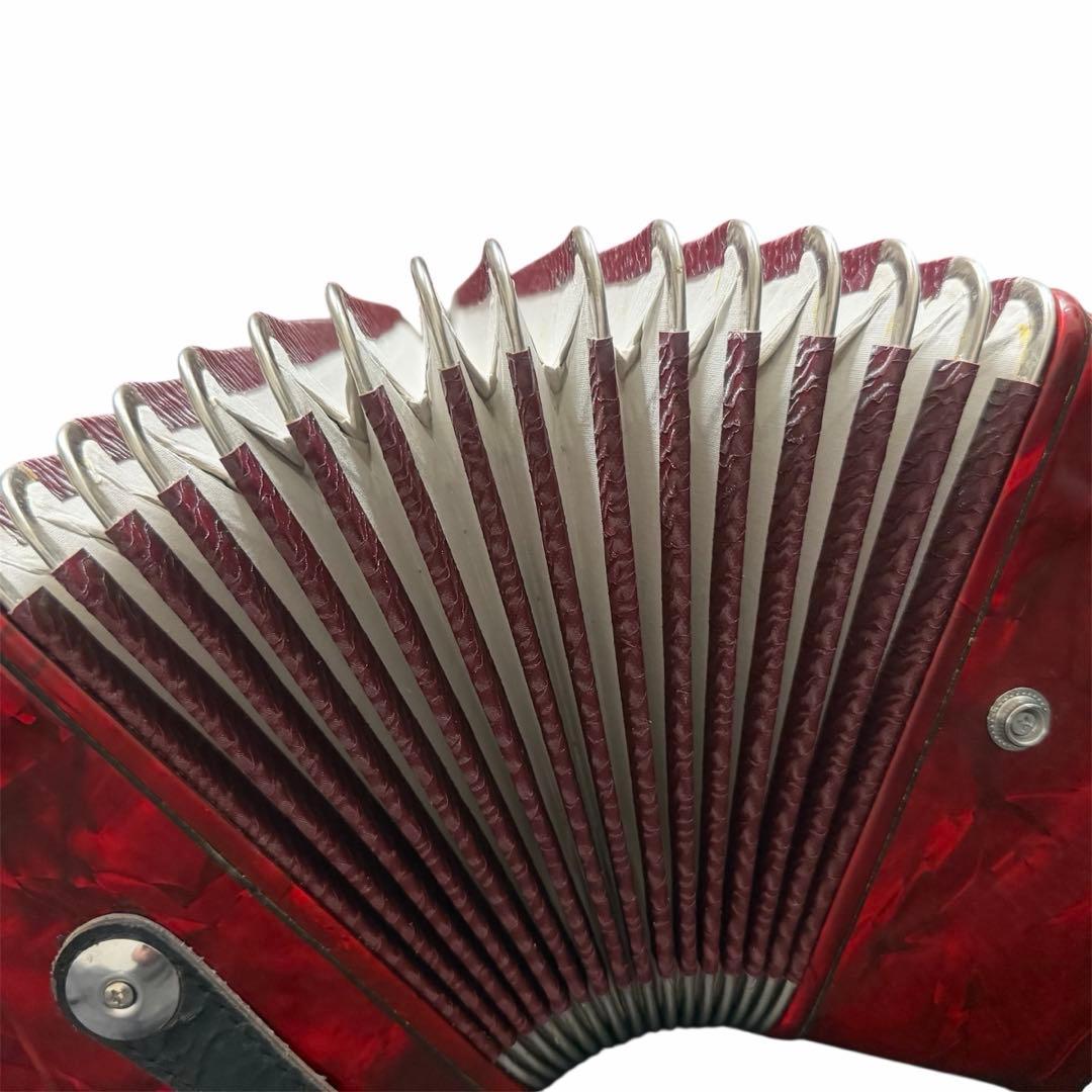 希少価値】32鍵 GOLDENCUP アコーディオン - メルカリ