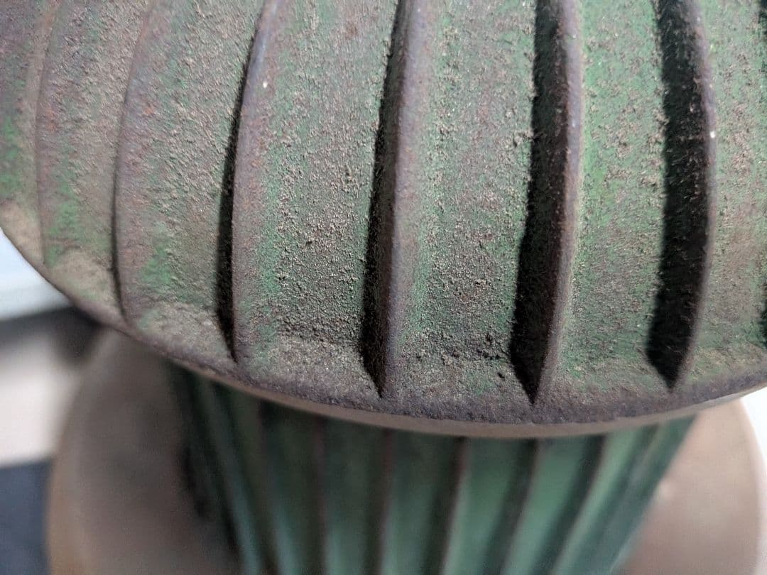 緑色の鋳鉄製薪ストーブ だるまストーブ レトロ ミニサイズ