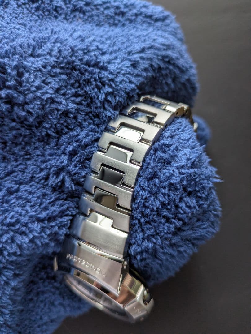 CASIO G-SHOCK Gショック AWM-500D-1A8JF 日本製