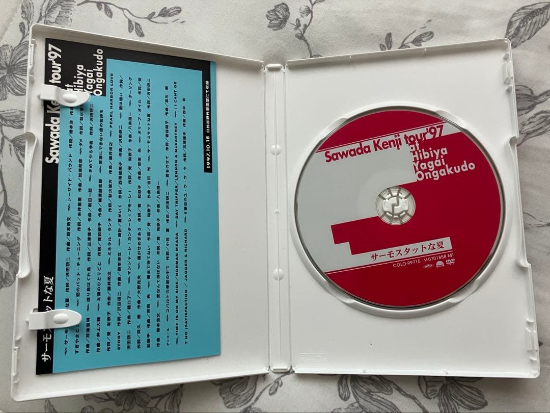専用】沢田研二 「愛まで待てない」、「サーモスタットな夏」ライブ DVD2点