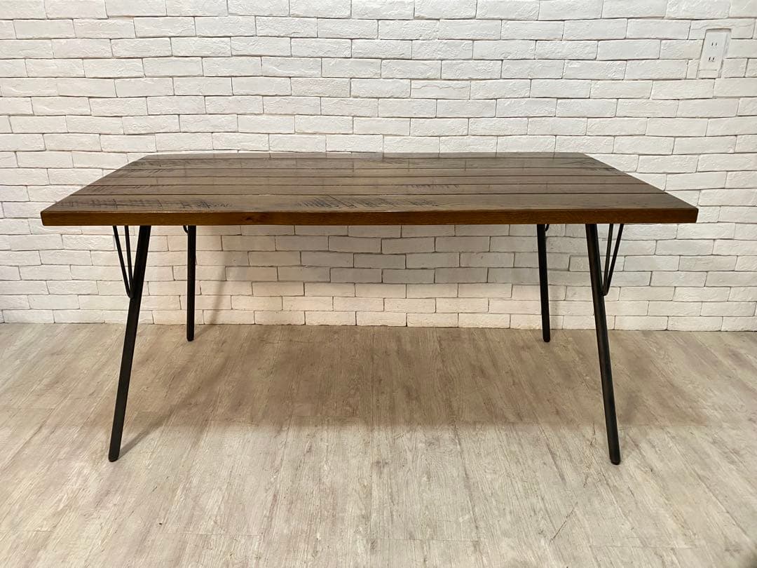 【Buddy　八王子まで配達無料】定価10万円　アクメ　ダイニング