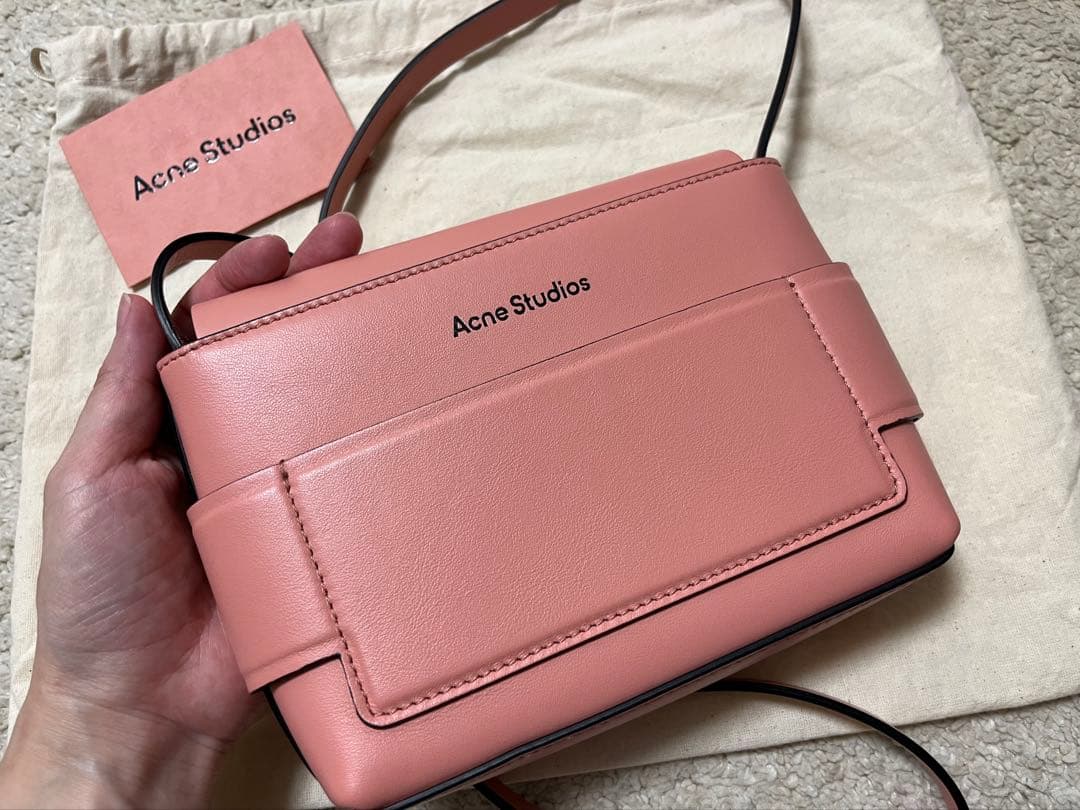 【最終価格】Acne Studios ピンク ショルダーバッグ