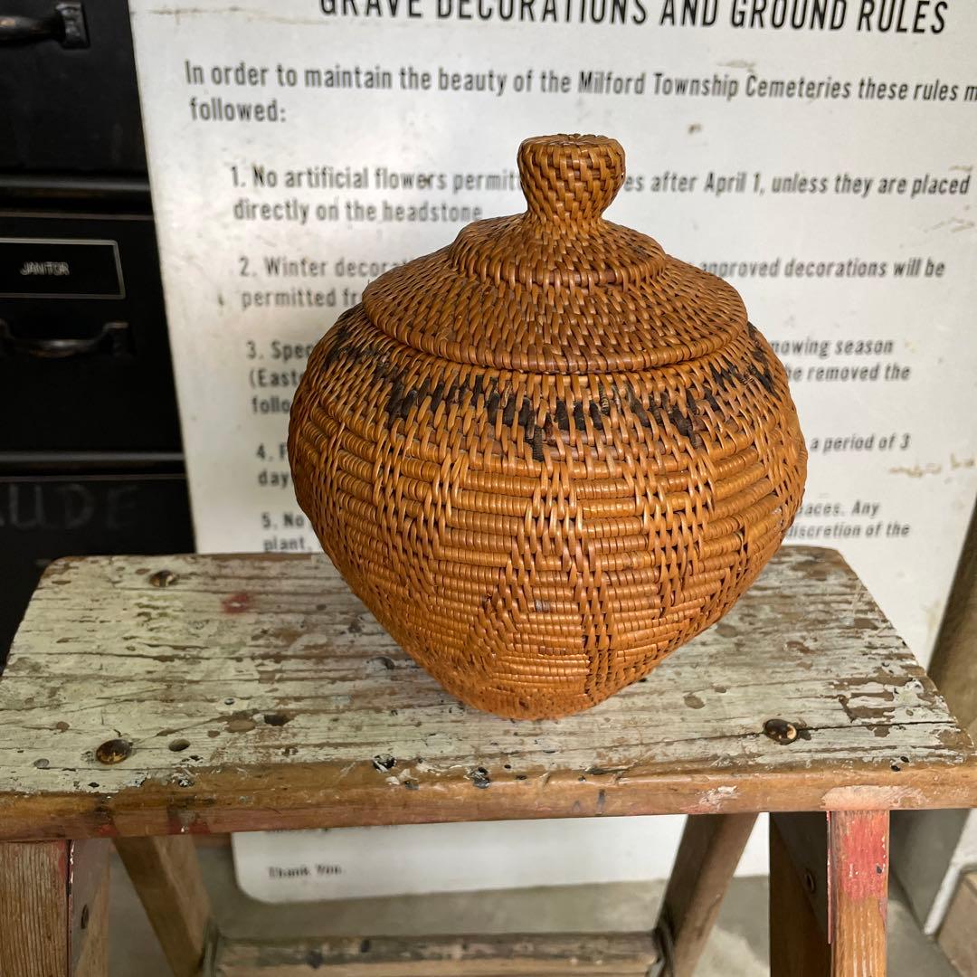 アジアン雑貨 アタ ラタン 蓋付き 壺型 ツボ 筒形 藁 箱 籐 籠 バリ