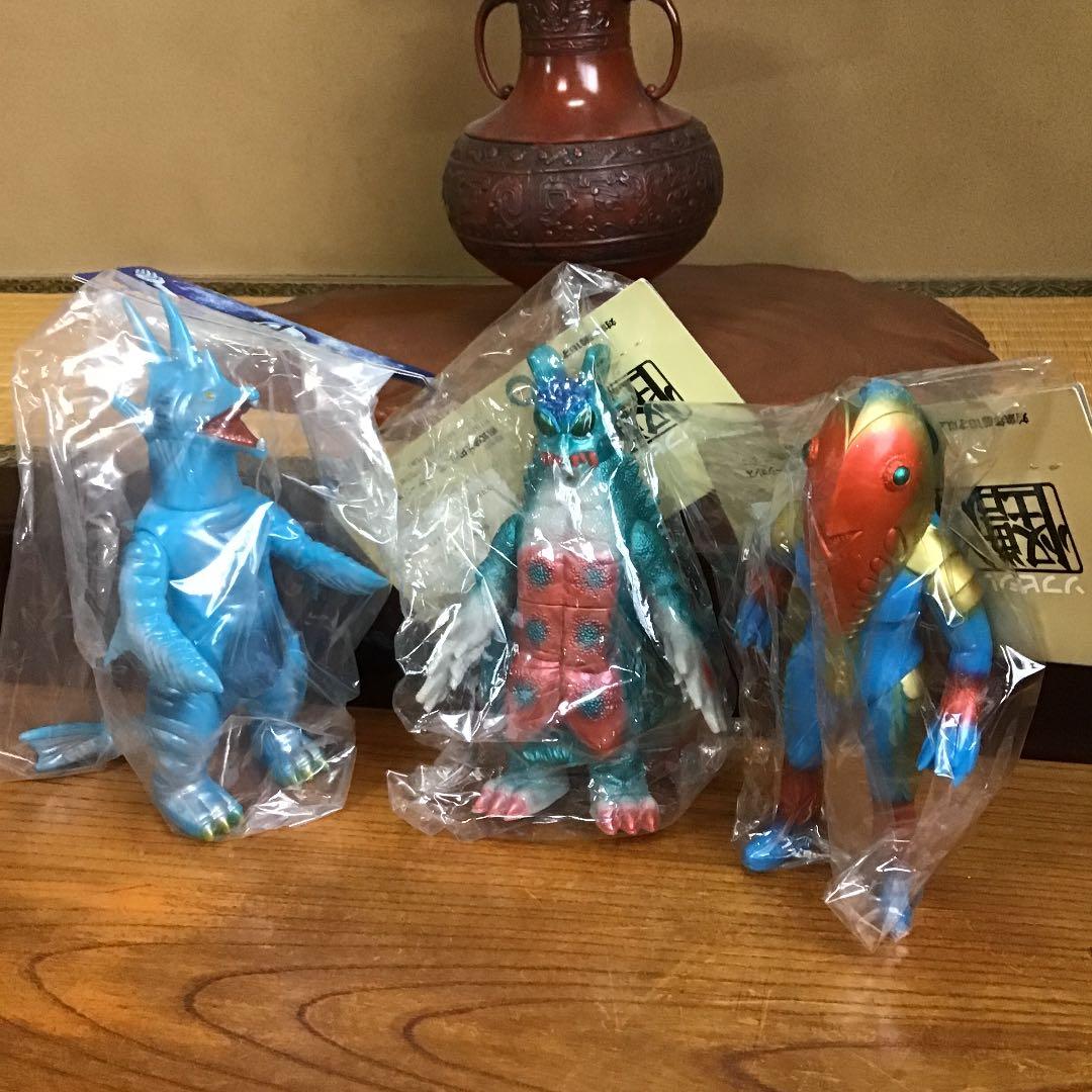 超獣VS怪獣VS宇宙人 ドラゴリー、ムルチ2代目、メトロン星人Jr バラ売り不可