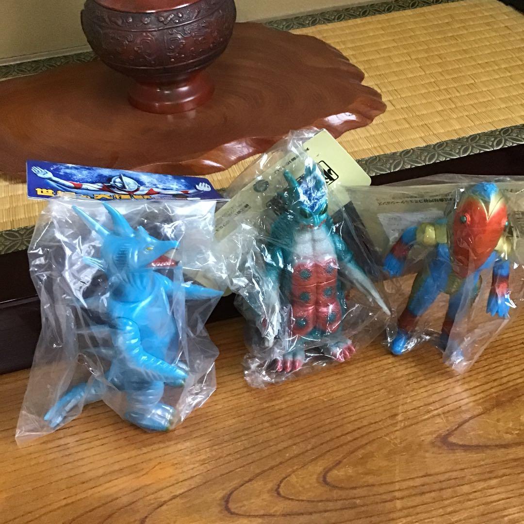 超獣VS怪獣VS宇宙人 ドラゴリー、ムルチ2代目、メトロン星人Jr バラ売り不可