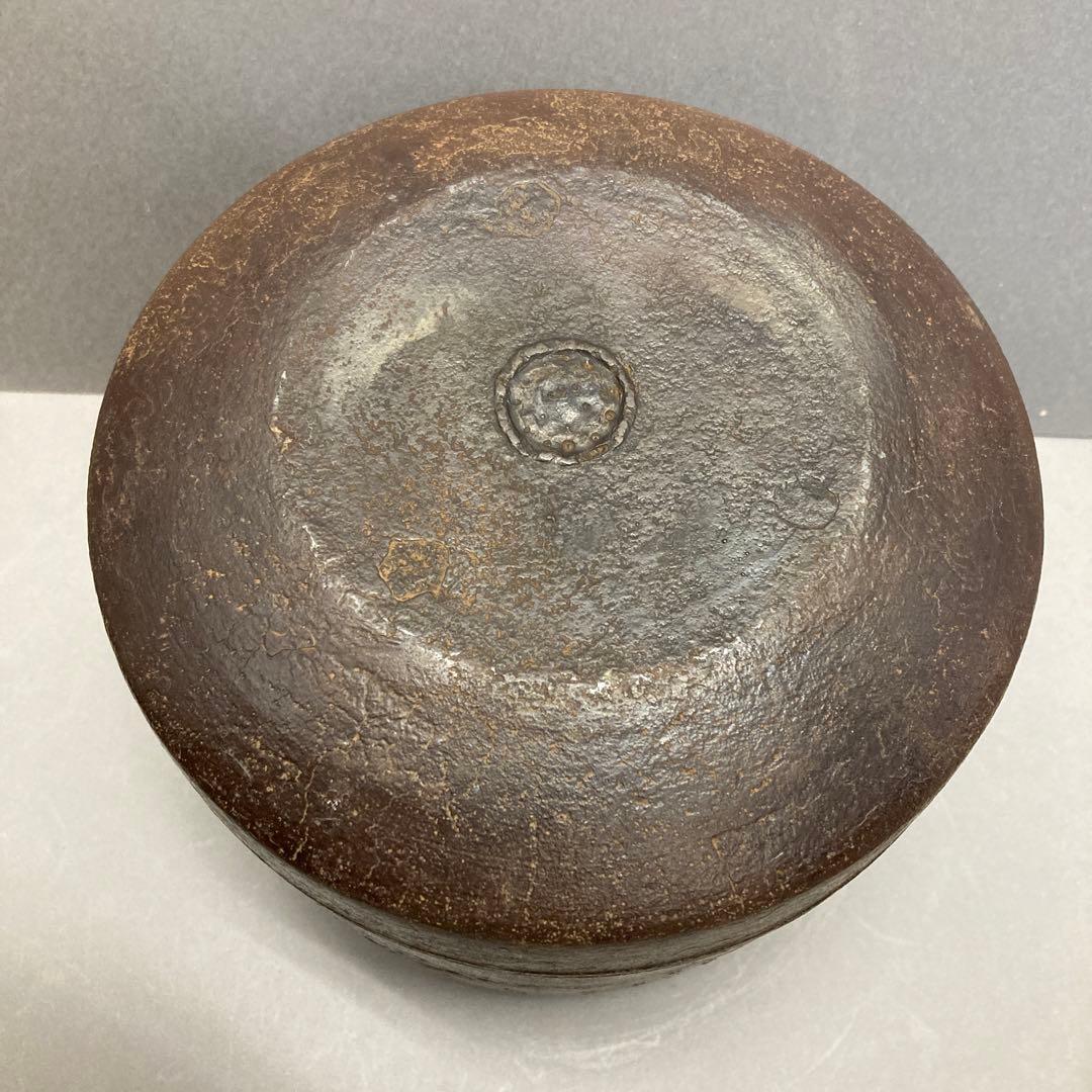 茶道具 筒形 釜(側面に扇 木や花の図柄) 姿形良 美