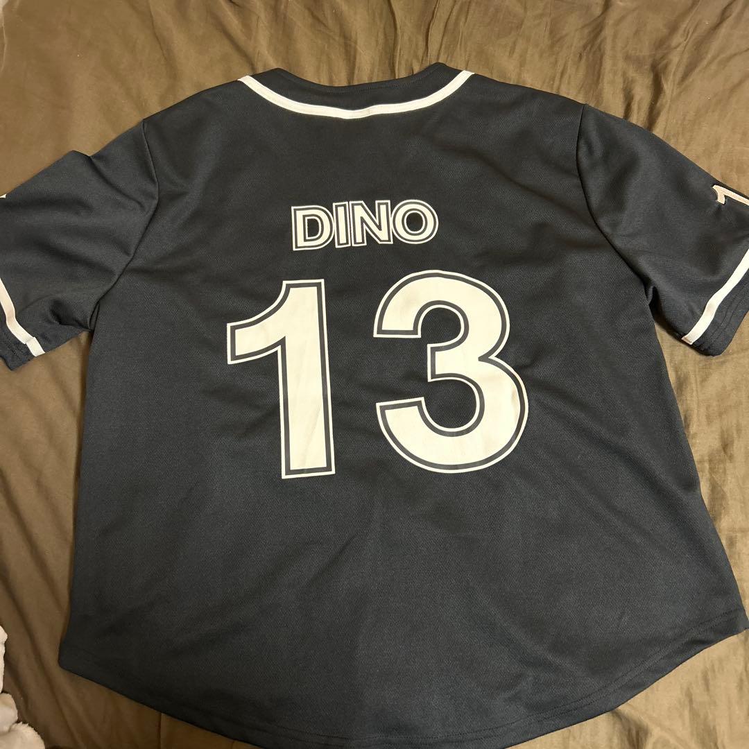 seventeen right here ユニフォーム　ディノ