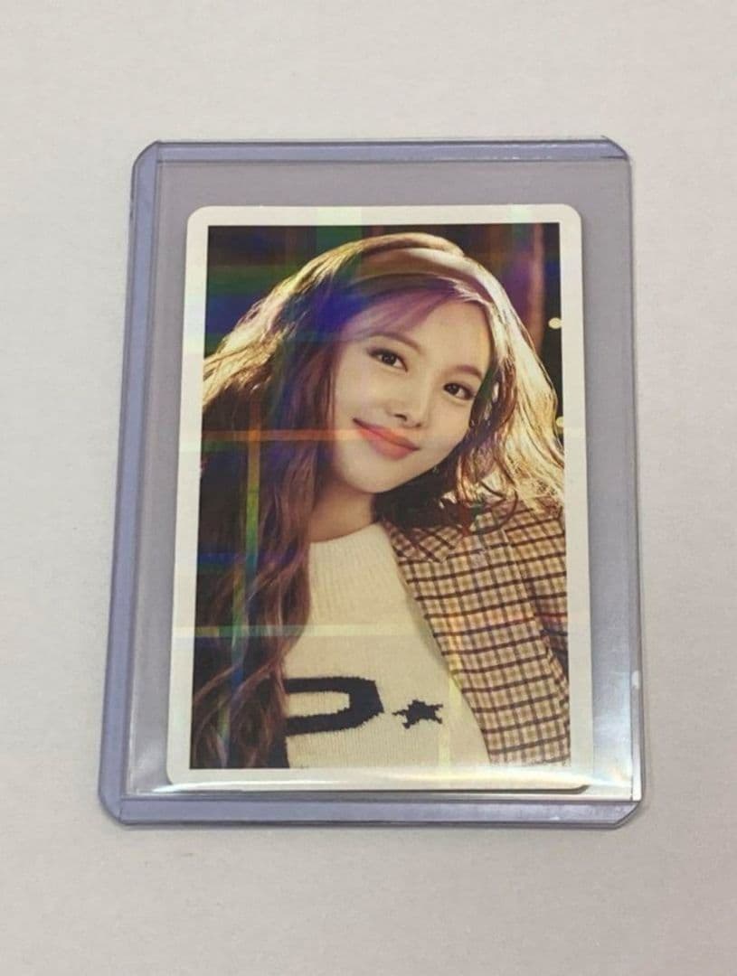 TWICE ナヨン ハイタッチ トレカ ホロ Doughnut