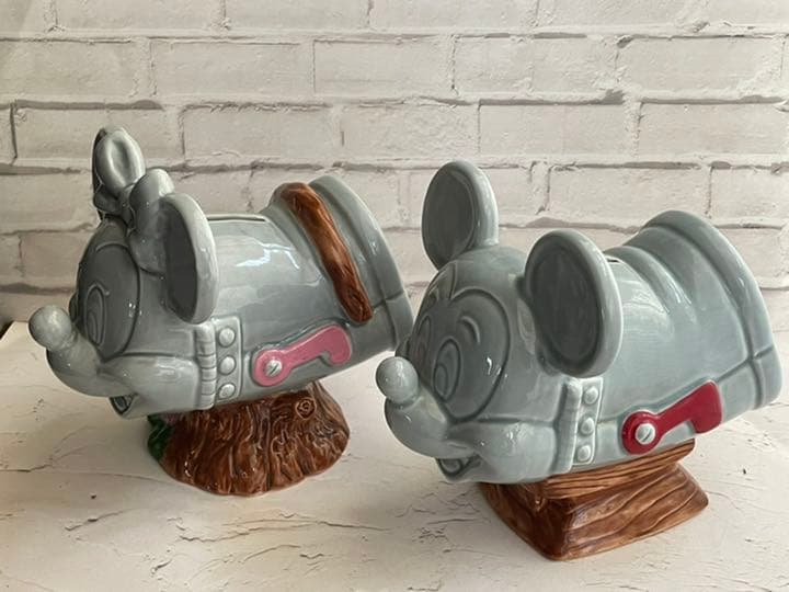 東京ディズニーランド　トゥーンタウン　ミッキー＆ミニーの家　ポスト　貯金箱置物