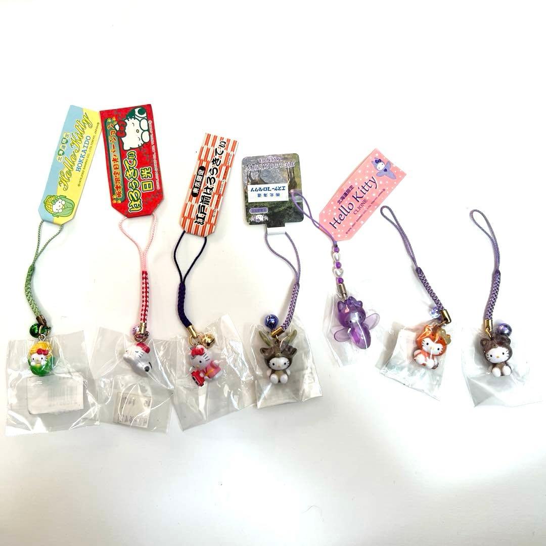 サンリオ　ハローキティ　ご当地　根付け　ストラップ　まとめ売り　合計131個