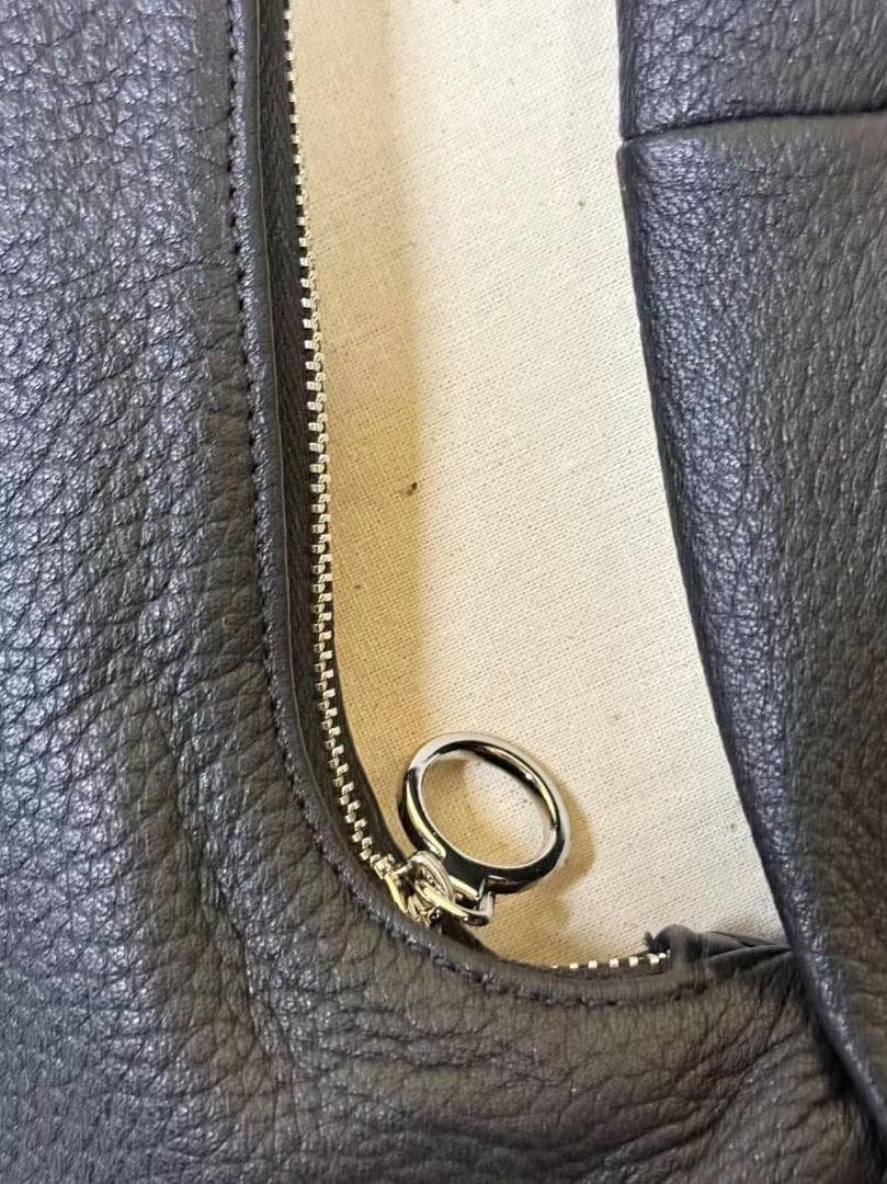 Aeta ブラックレザー ミニハンドバッグ サイズM