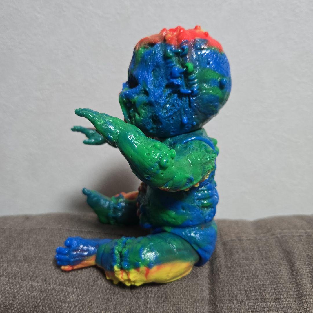 MiscreationToys × LulubellToys コラボソフビ