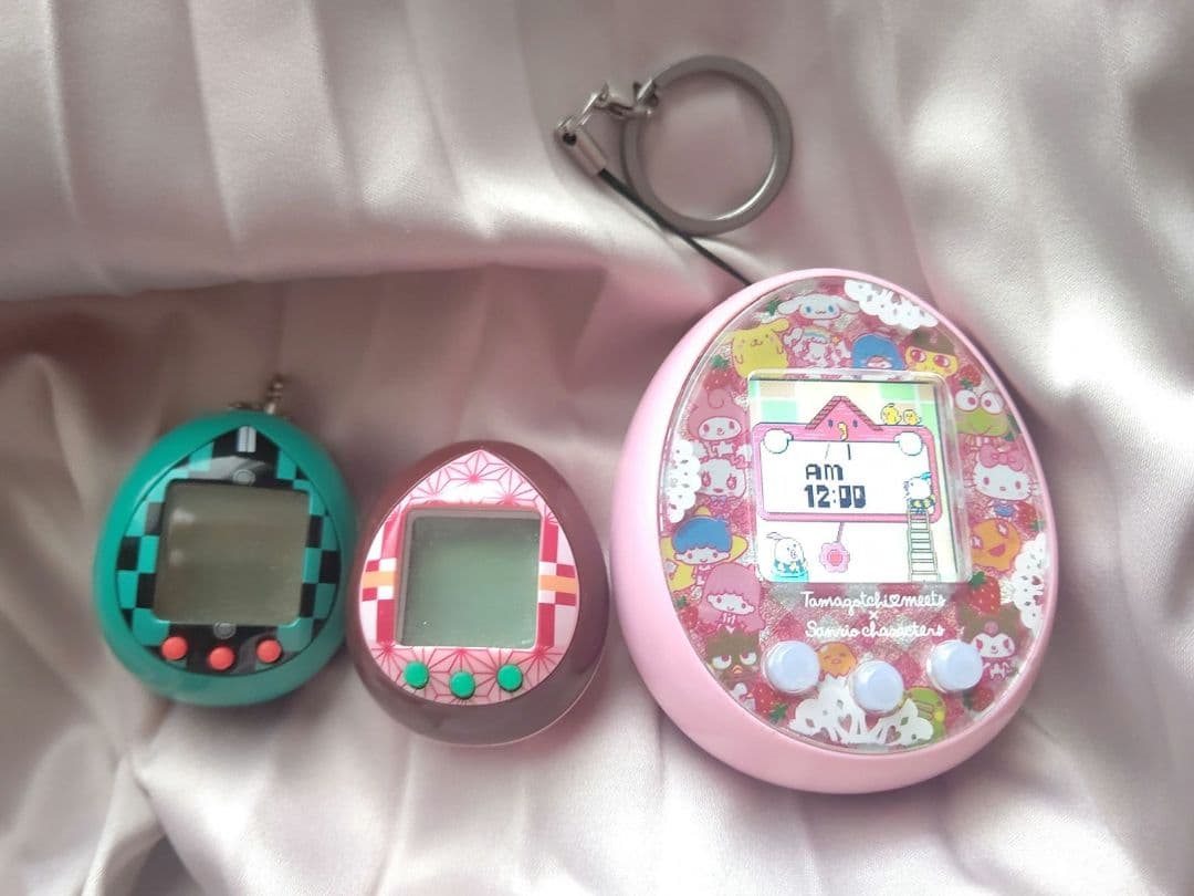 たまごっちみーつ サンリオキャラクターみーつver. 鬼滅の刃 3個