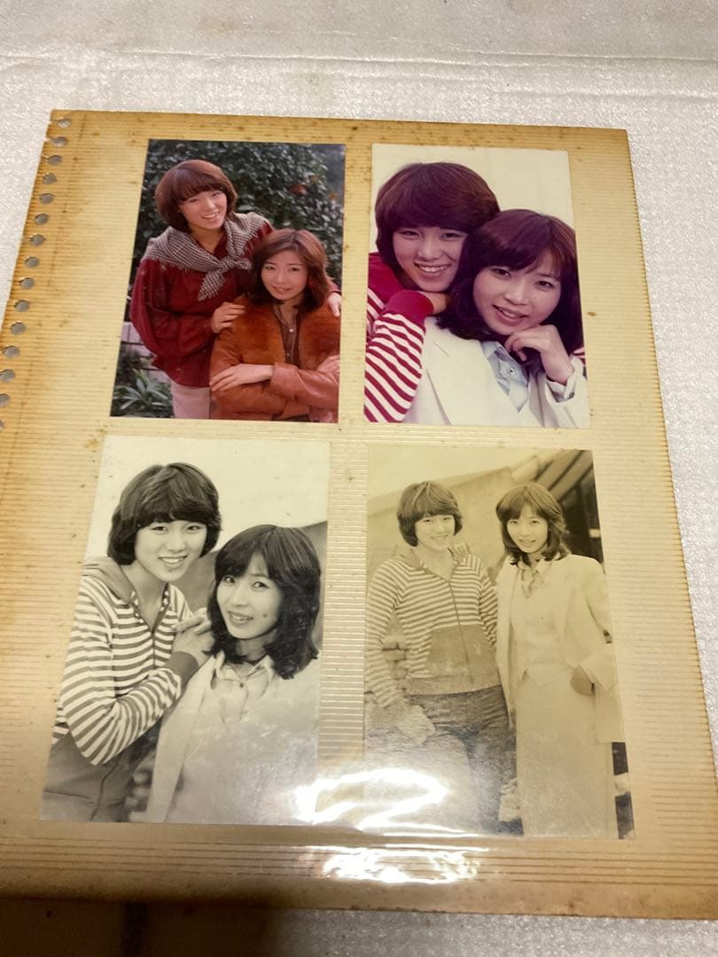 ピンクレディのプロマイド。フェルアルバムに貼り付けてございます。【そのまま出品】