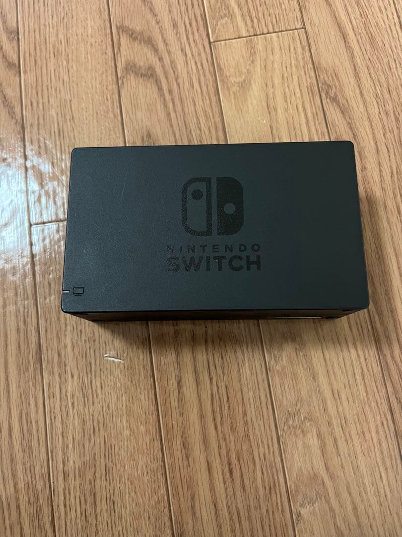 任天堂スイッチ本体 赤/青 ドック Joy-Con付き