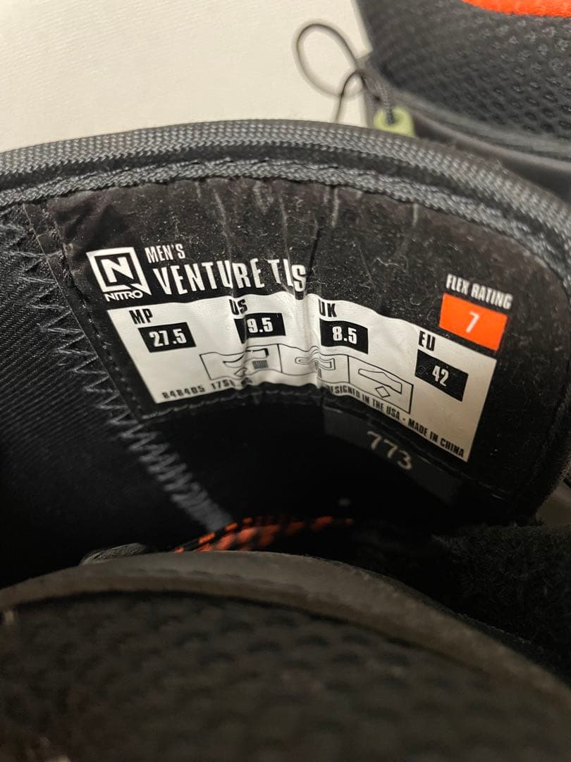 スノーボード NITRO VENTURE TLS 27.5cm