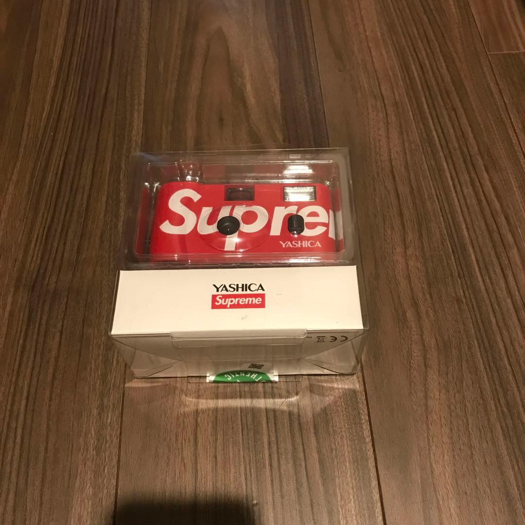 YASHICA MF-1 Supreme レッド Supreme to Launch a Special-Edition Yashica 35mm Film Camera