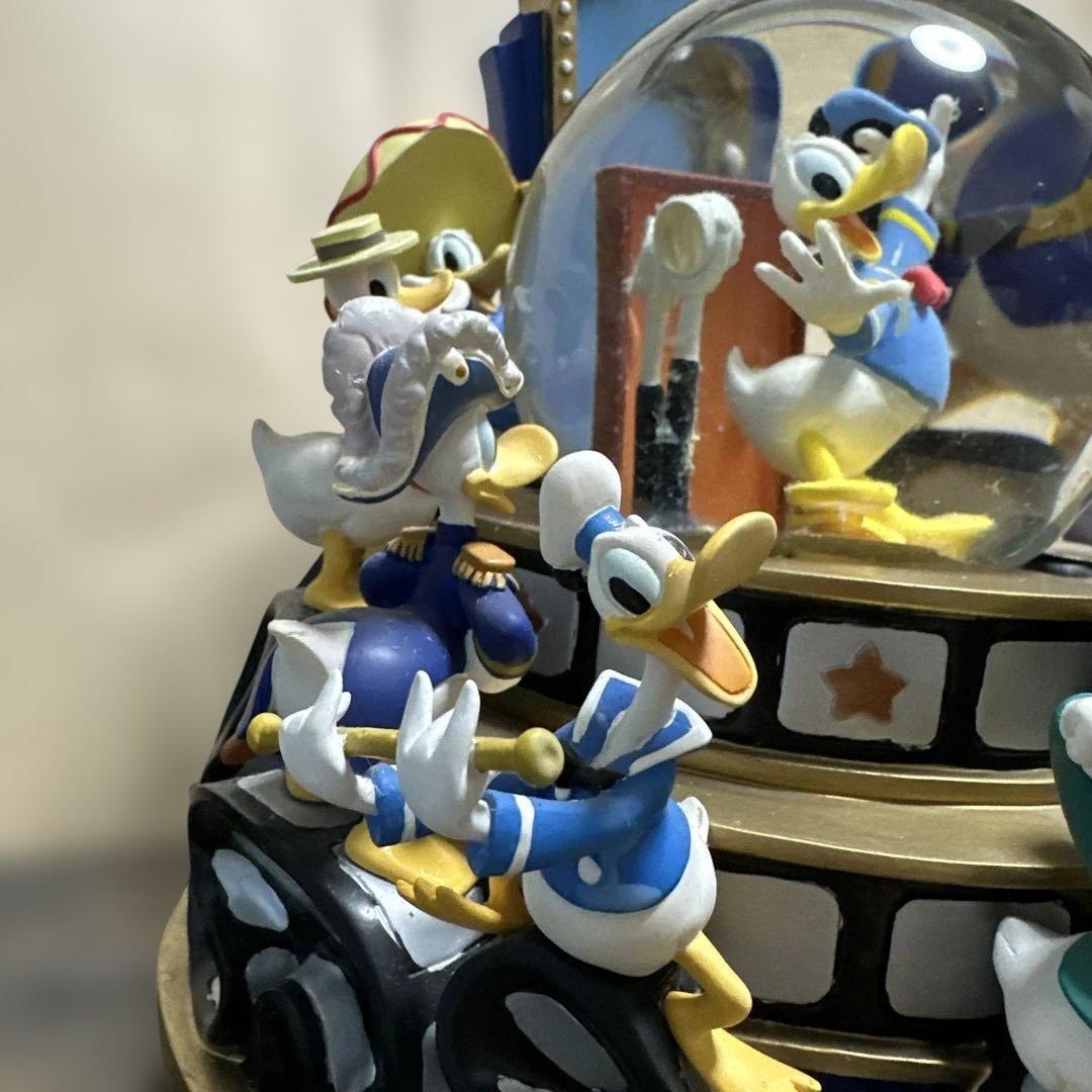 ドナルドダック スノードームフィギュア 約22cm