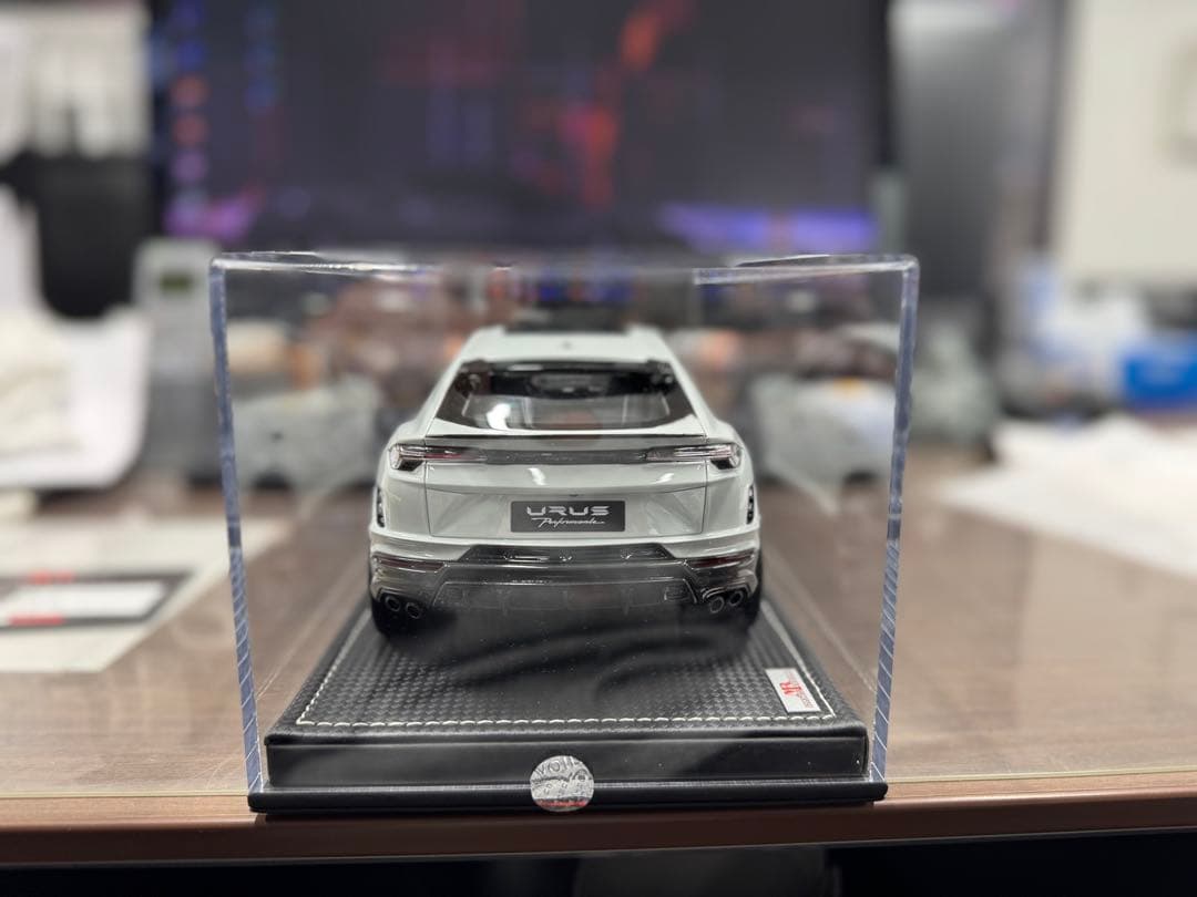 ハッピーランボルギーニ ウルスペルフォルマンテ MRコレクション