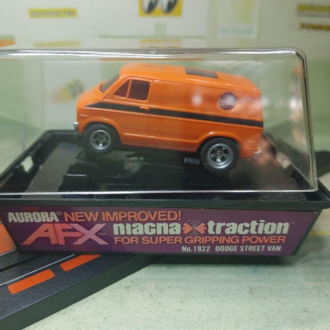 希少HOスロットカーDODGE VAN