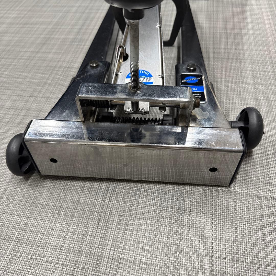 Park Tool TS-2.2振れ取り台
