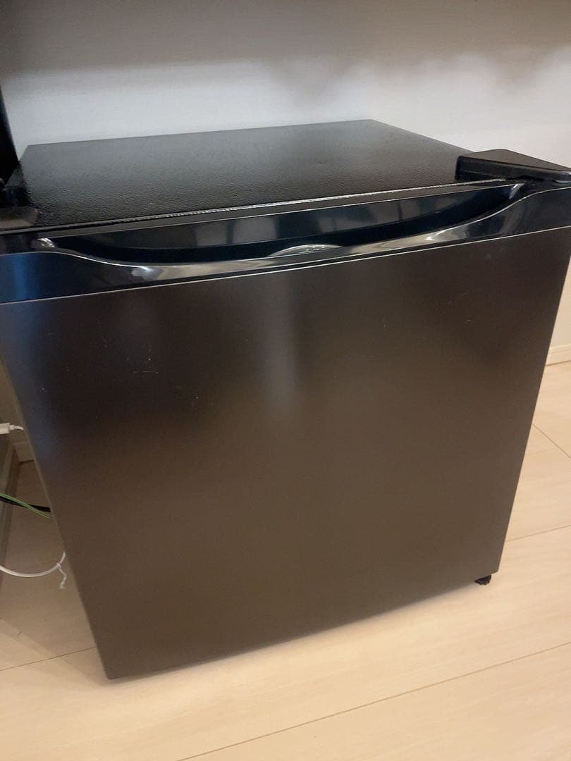 マクスゼン　前開き冷蔵冷凍庫　JR031ML01GM 2024年製 楽天市場】マクスゼン 31L 1ドア 右開き 冷凍庫 冷蔵モード搭載