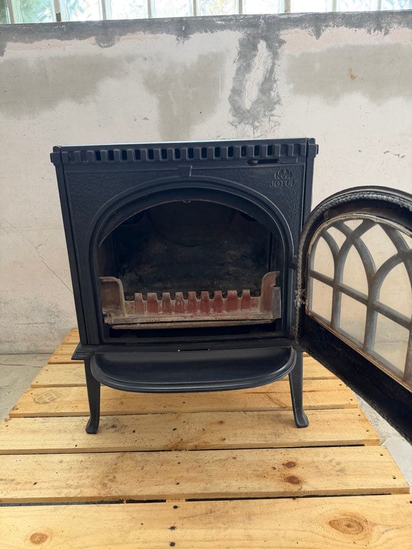 Ｋ 薪ストーブ　ヨツール　Ｆ３　煙突6本二重煙突3本　付属品他　JOTUL