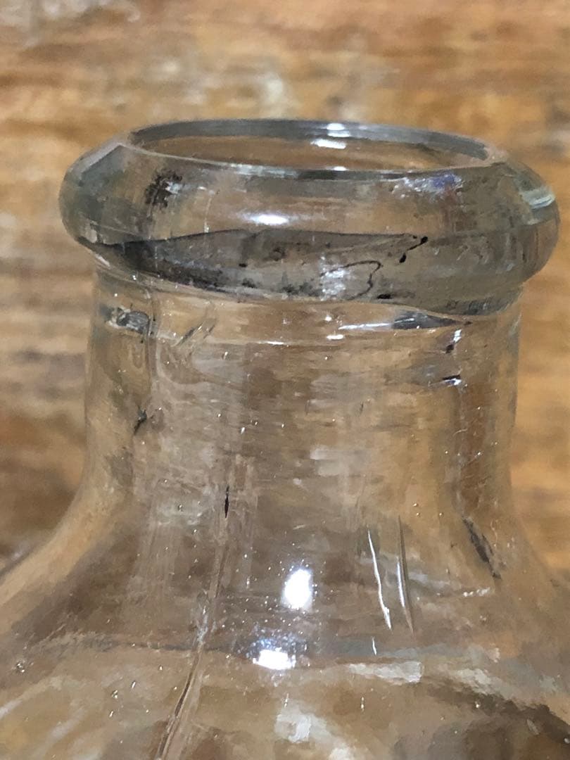 ガラス瓶　レトロ