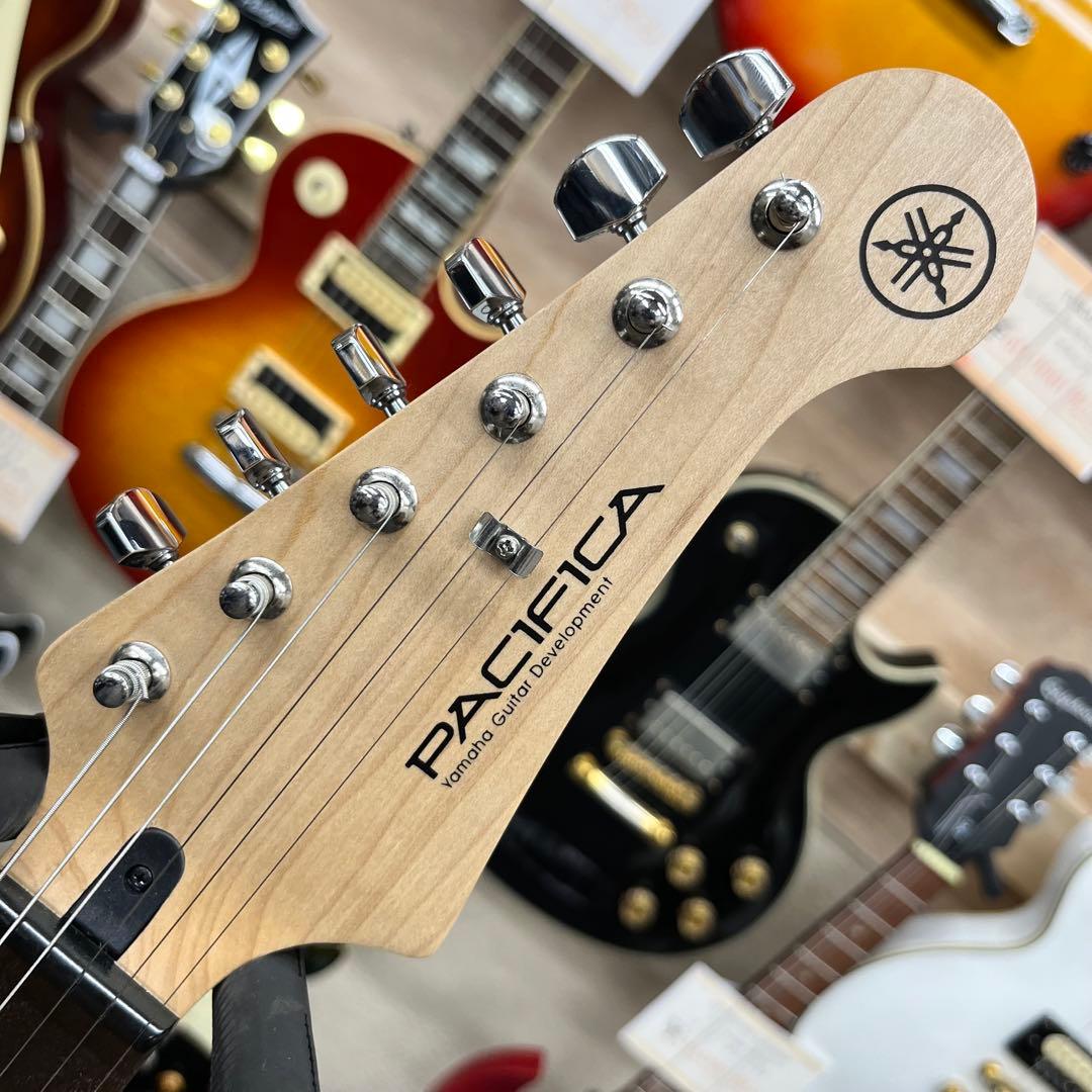 【10815】 YAMAHA PACFICA PAC012 ブラック