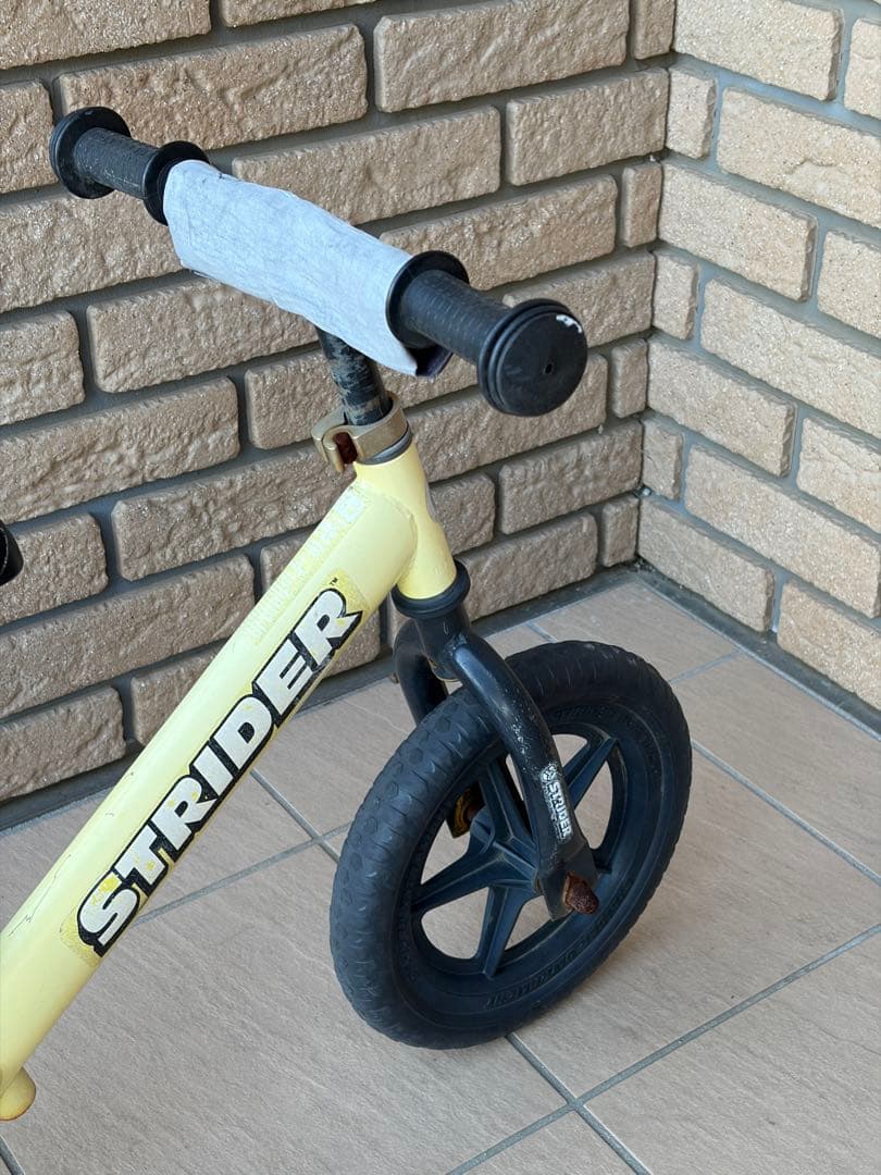 STRIDER バランスバイク イエロー 12インチ - メルカリ