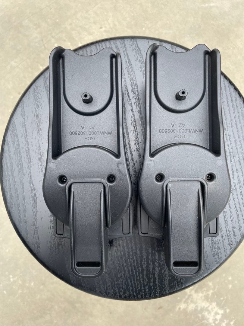 アップリカ チャイルドシート エアキャリーとルーチェ TS アタッチメント付