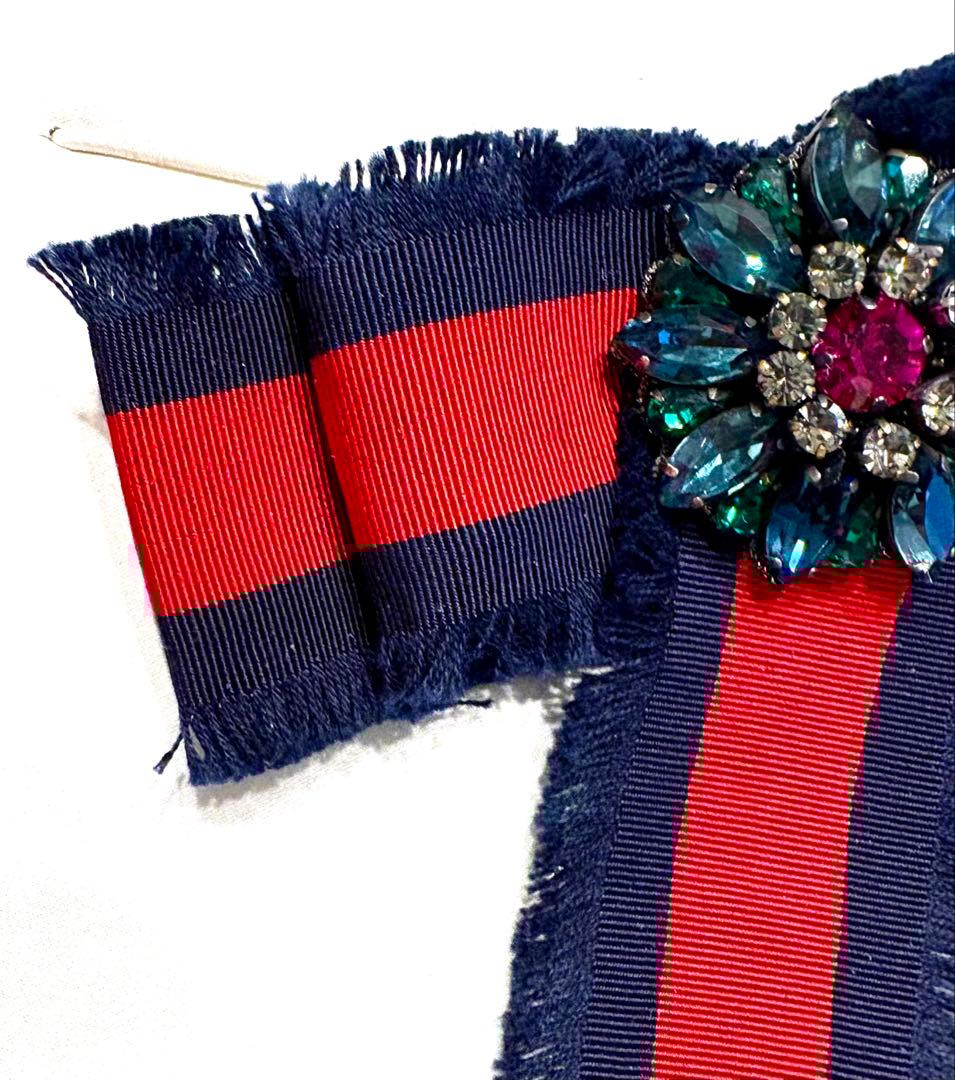 グッチ☆リボンブローチ シェリーリボン✖️ラインストーン 蜂 ロゴ