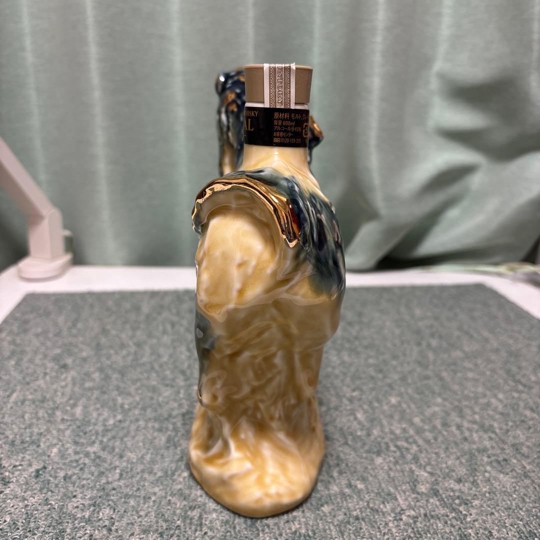 ROYAL 馬の形 陶器ウイスキーボトル