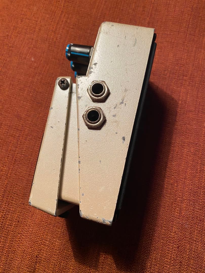 デジタルディレと言えばこれ1択名機BOSS Digital Delay DD-5