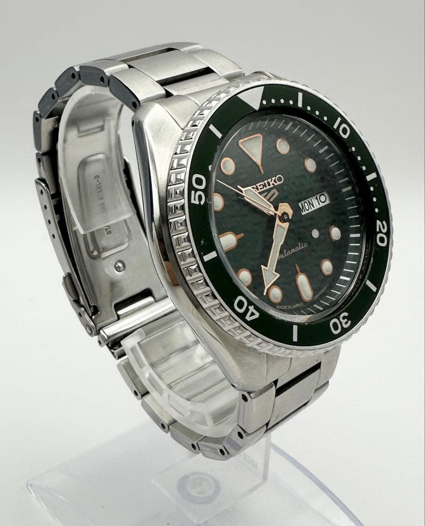 SEIKO 5 スポーツ セイコー 4R36-07G0 自動巻き グリーン