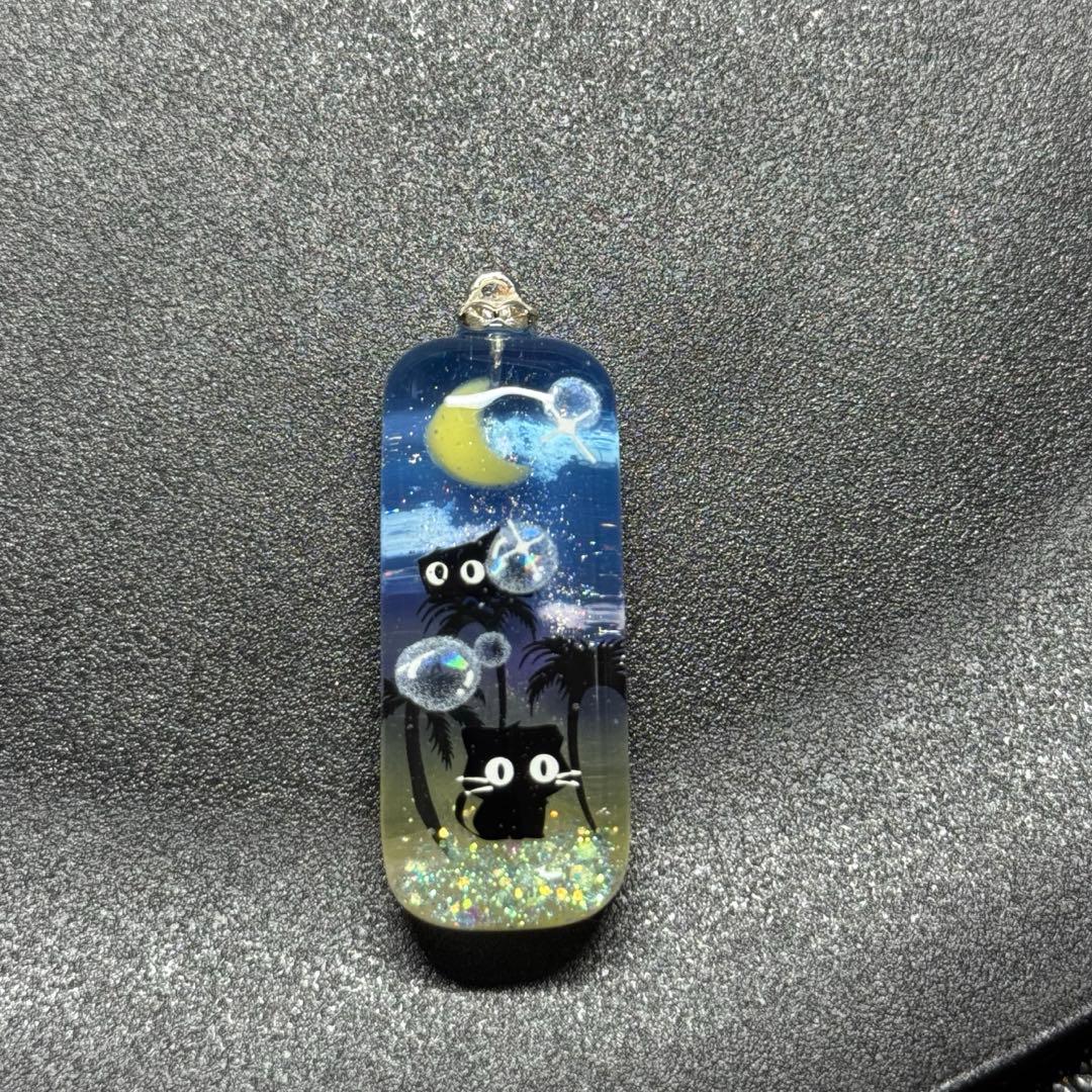 fairy様〜新作 天然石 レジンネックレス 【猫ちゃんと浜辺】