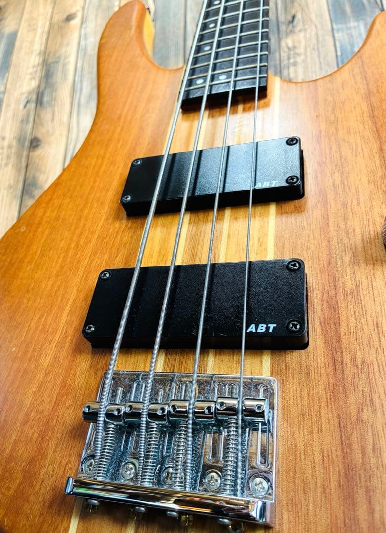 Washburn Force-4 4弦 エレキベース ネックスルー アクティブ - メルカリ