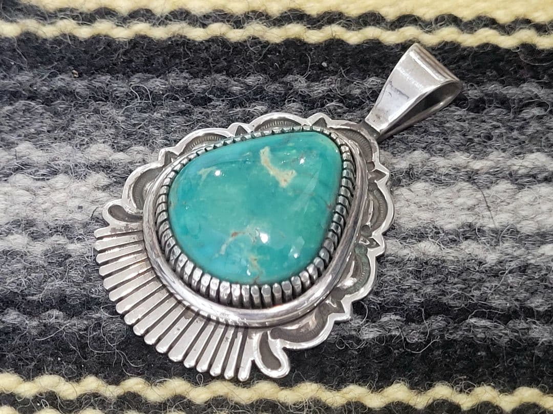 特大 ジェニファーカーティス ターコイズ ペンダントトップ