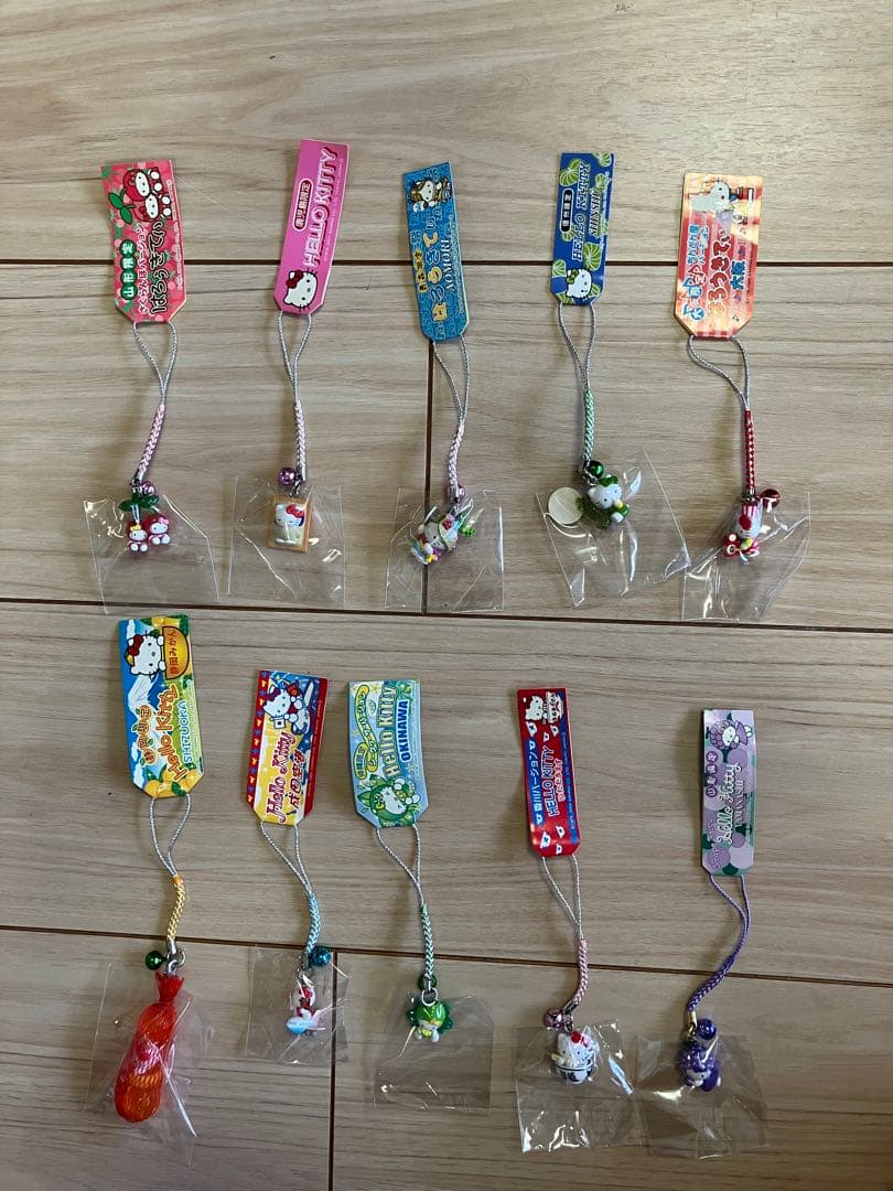 ハローキティ　ご当地キティ　根付け　125個 まとめ