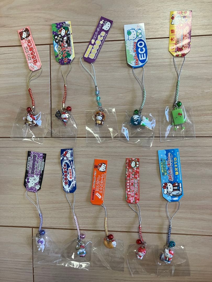 ハローキティ　ご当地キティ　根付け　125個 まとめ