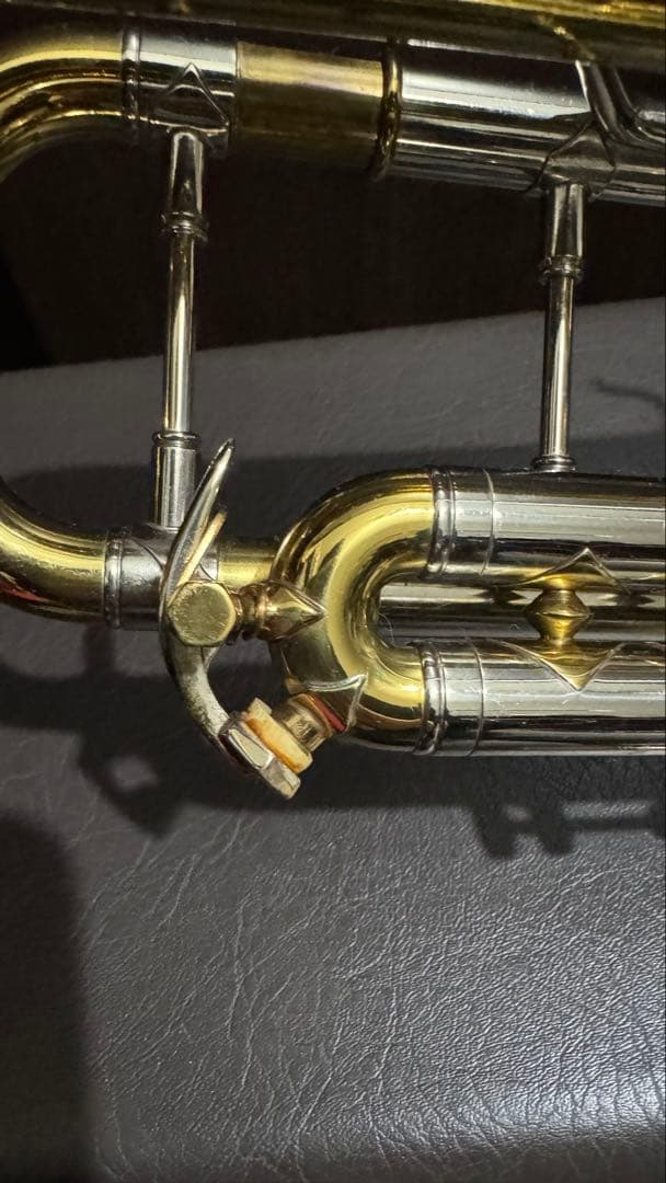 4桁 Bach Stradivarius New Yorkビンテージトランペット