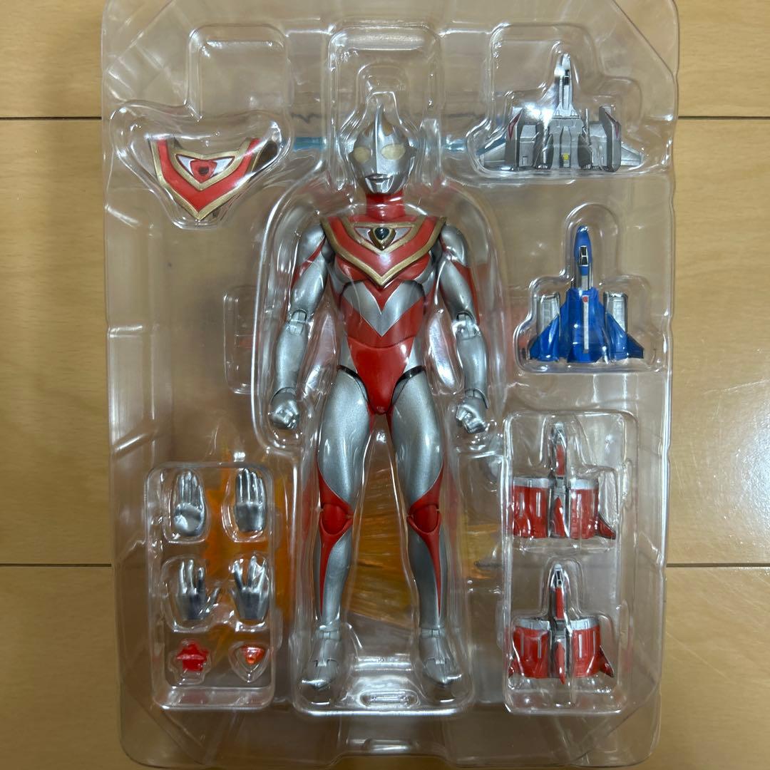 ULTRA-ACT ウルトラマンガイア＆XIGファイターセット