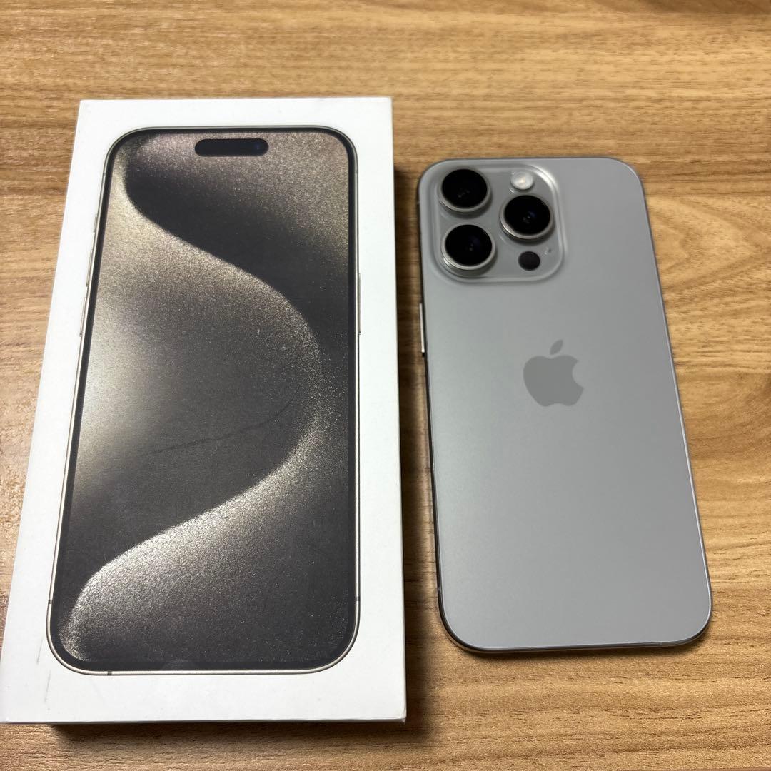 ジャンク品]超美品iPhone 15 Pro本体