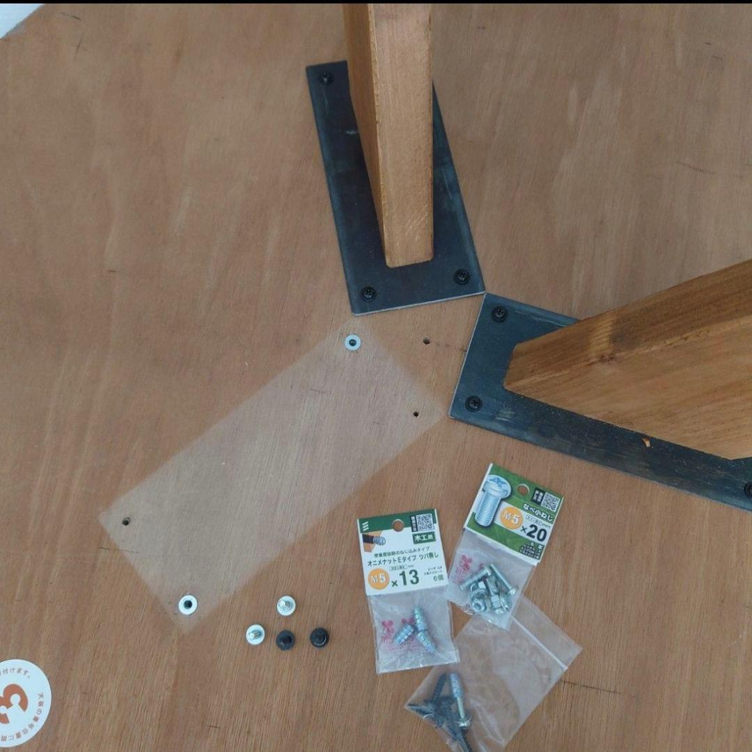 使用期間3ヶ月！ラウンドテーブル　 ホワイト系 ライトグレー　円形｜丸テーブル