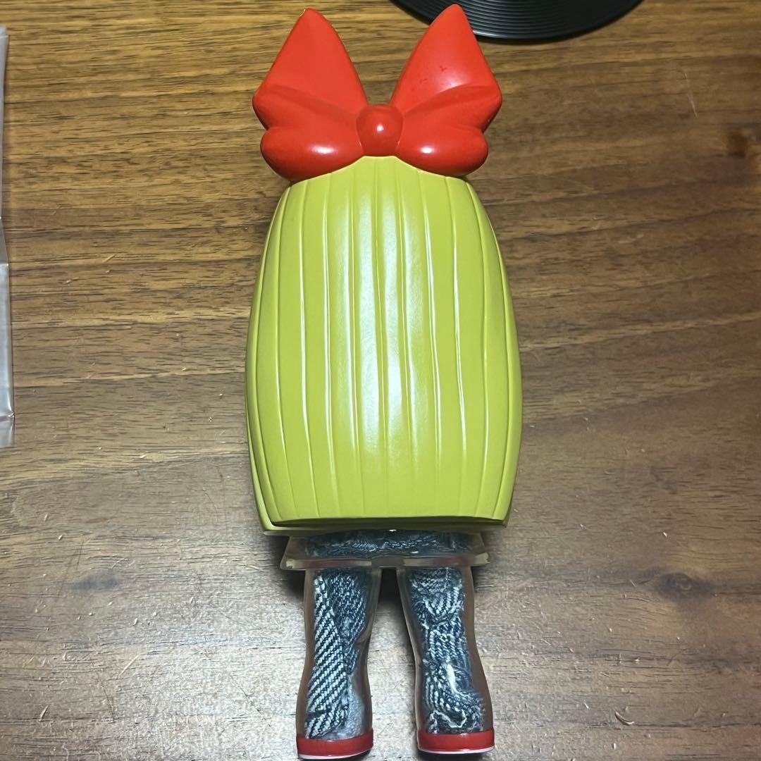 激レアGrape brain 手の目少女 にぎるちゃん リーバイス おまけ付