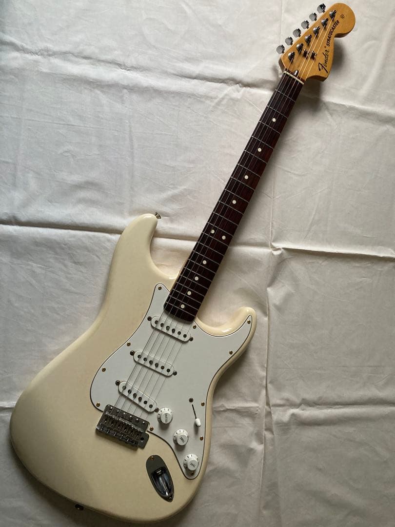Fender Mexico 70's ストラトキャスター Fender Mexico Classic 70s Stratocaster Olympic White Mod