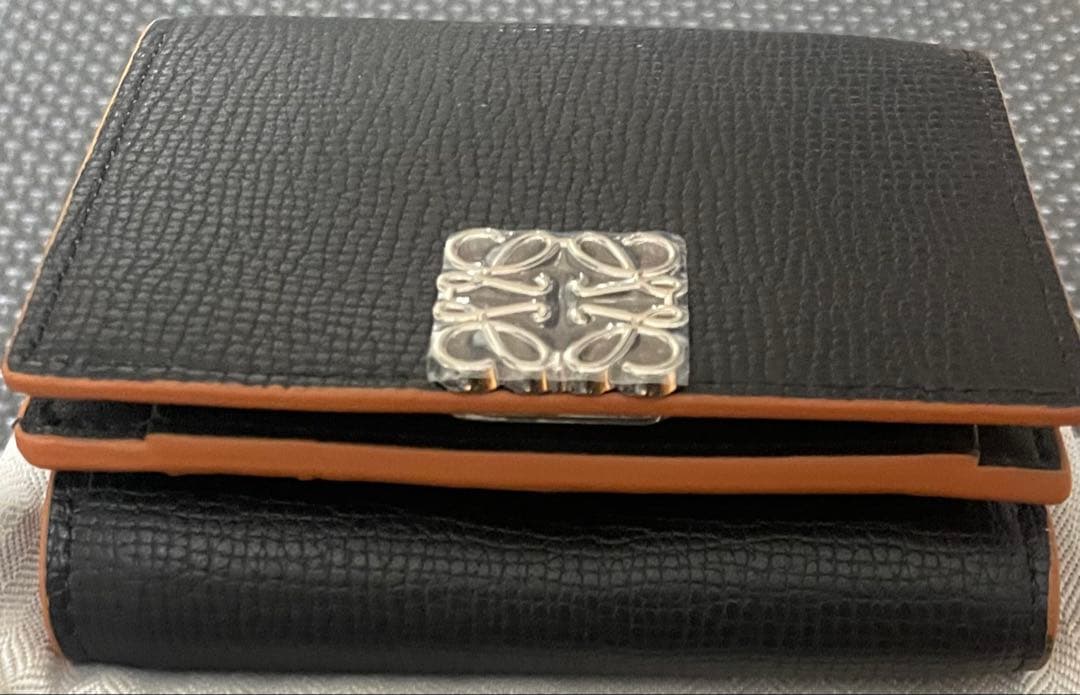 LOEWE アナグラム 三つ折り財布 ブラック